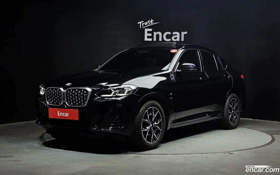 BMW X4 xDrive20i M 2024 — фото 1, купить с доставкой в Москву