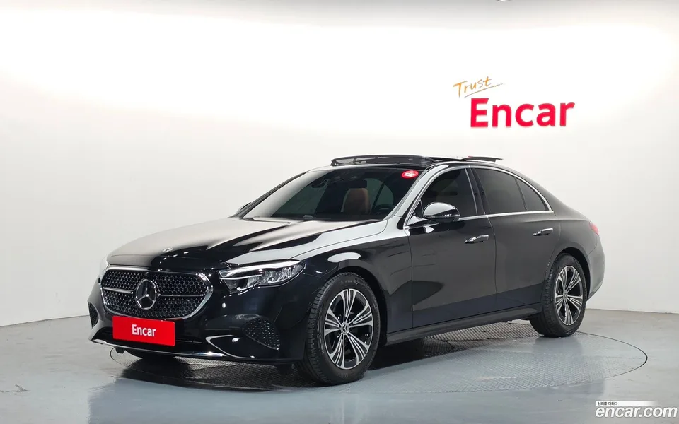 Mercedes-Benz E-Class E200 2025 — фото 1, купить с доставкой в Москву