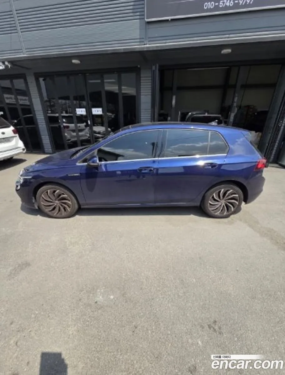 Volkswagen Golf 2.0 TDI 2022 — миниатюра 3