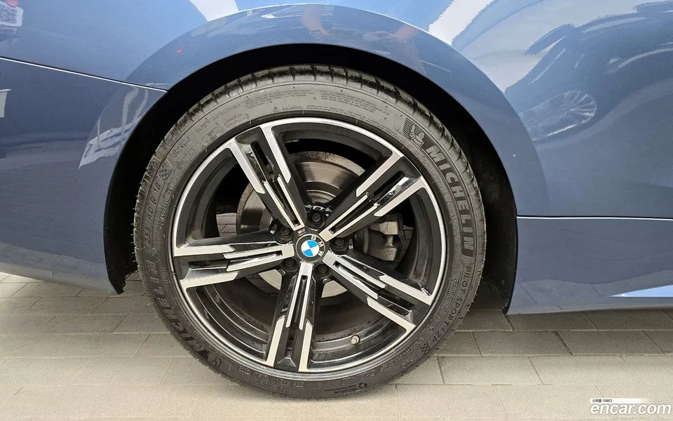 BMW 4 Series 420i M 2023 — миниатюра 5