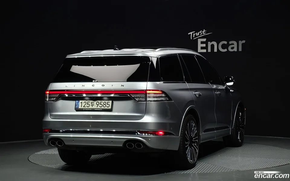 Lincoln Aviator 3.0 AWD 2022 — миниатюра 2