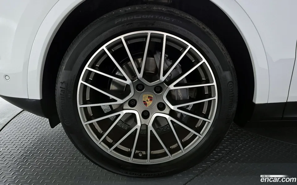 Porsche Cayenne 3.0 2022 — миниатюра 5