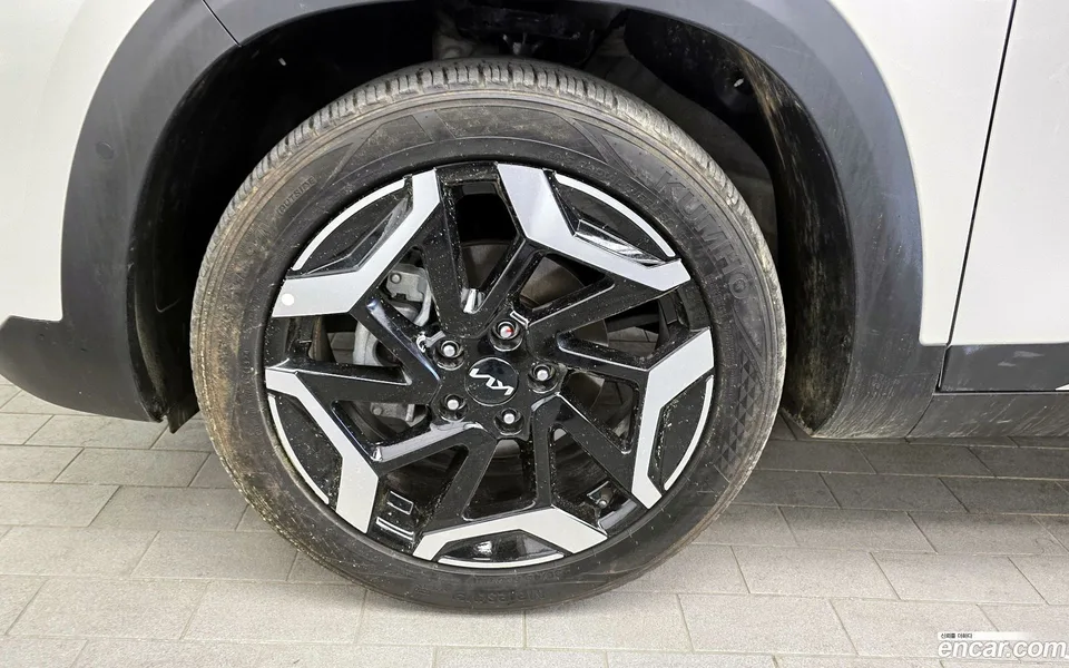 Kia Seltos 2.0 2WD 2024 — миниатюра 2