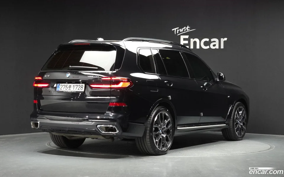 BMW X7 xDrive 40i M 6 2025 — миниатюра 2
