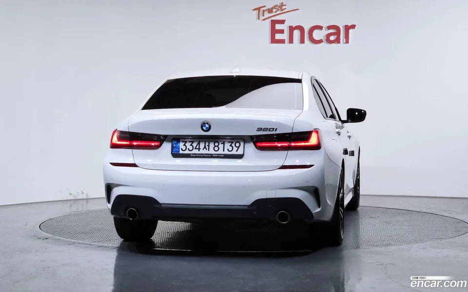 BMW 3 Series 320i M 2022 — миниатюра 4