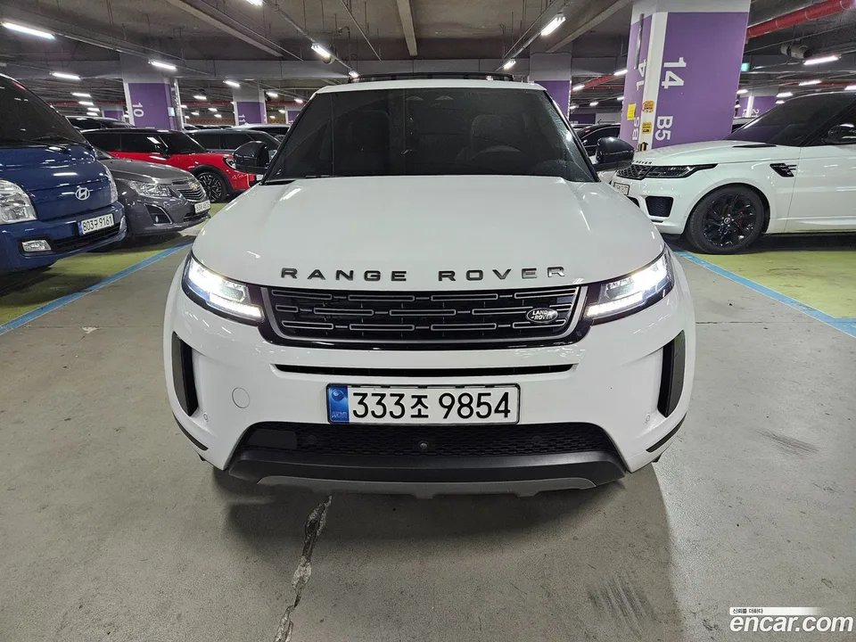 Land Rover Range Rover Evoque P250 S 2024 — миниатюра 2
