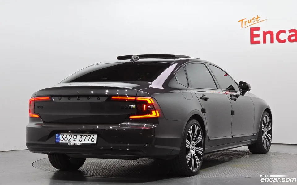 Volvo S90 B6 AWD 2024 — миниатюра 2