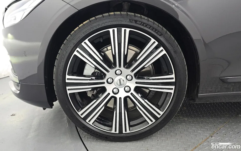 Volvo S90 B6 AWD 2024 — миниатюра 5