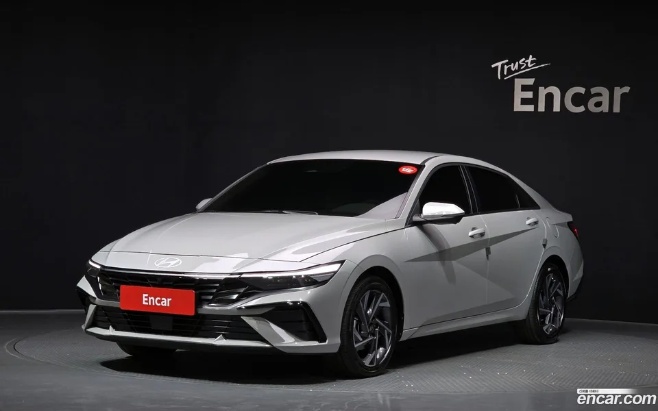Hyundai Avante CN7 1.6 2025 — фото 1, купить с доставкой в Москву