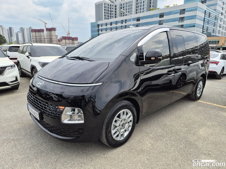 Hyundai Staria 5 2024 — миниатюра 3