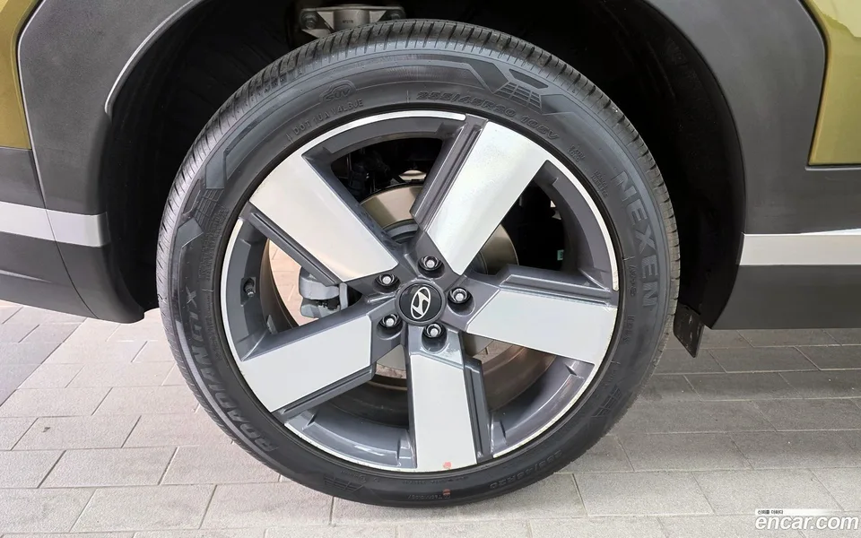 Hyundai SantaFe 2.5T 2WD 2024 — миниатюра 5