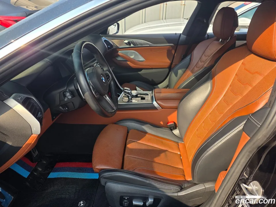 BMW 8 Series 840i xDrive M 2022 — миниатюра 3