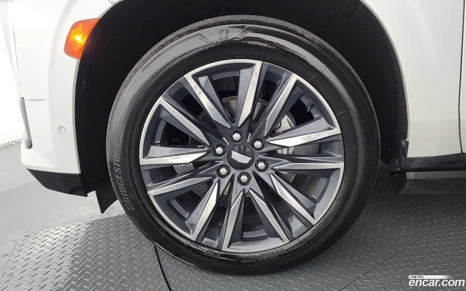 Cadillac Escalade 6.2 2022 — миниатюра 5