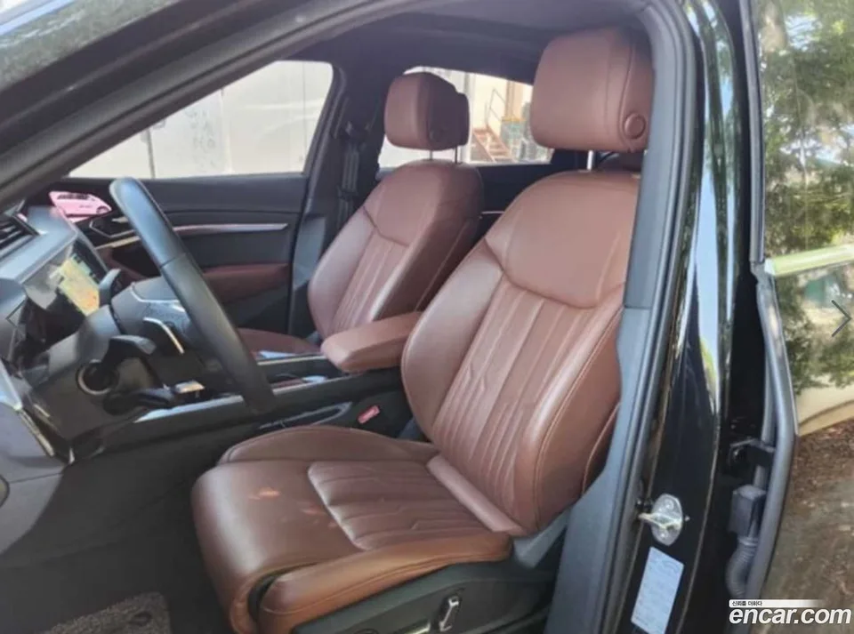 Audi e-tron 55 2022 — миниатюра 5