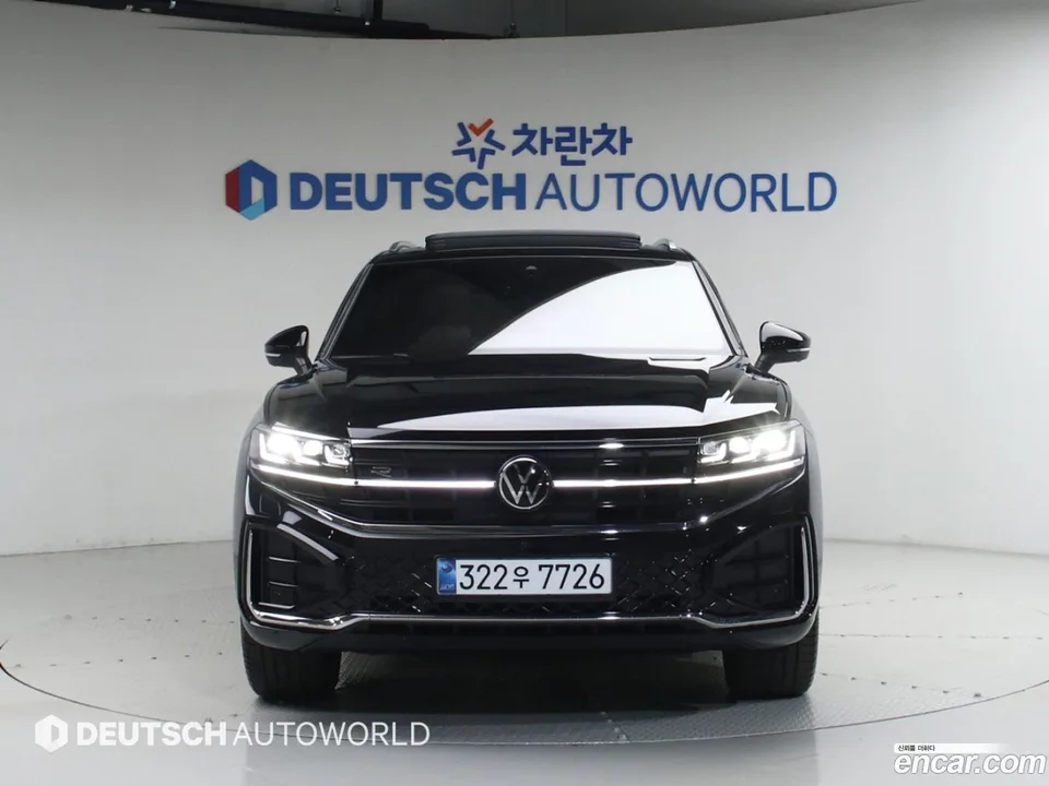Volkswagen Touareg 3.0 TDI R-Line 2024 — миниатюра 3