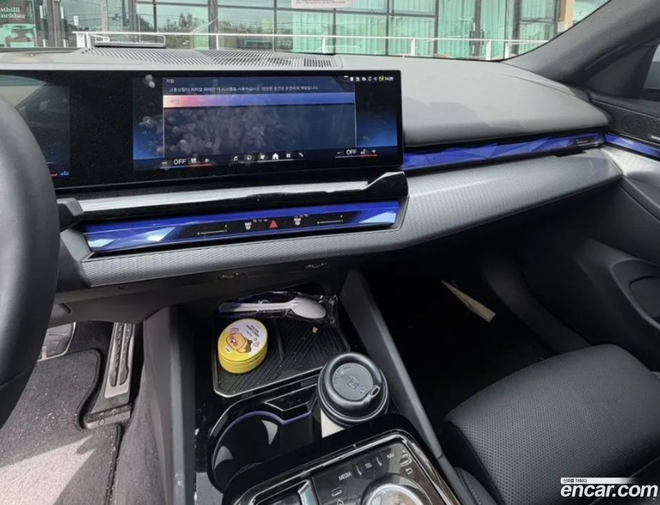 BMW 5 Series 520i M 2025 — миниатюра 4