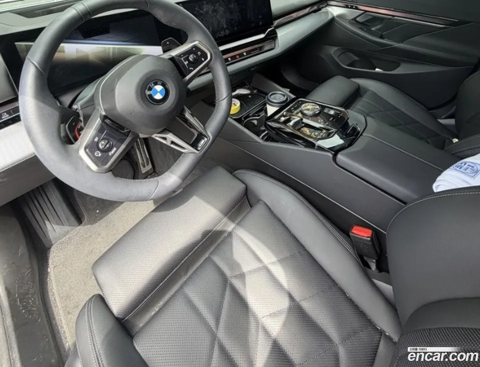 BMW 5 Series 520i M 2025 — миниатюра 5