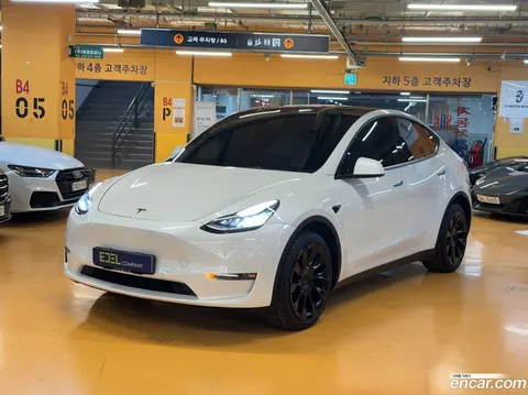 Tesla Model Y 2022 купить в Москве