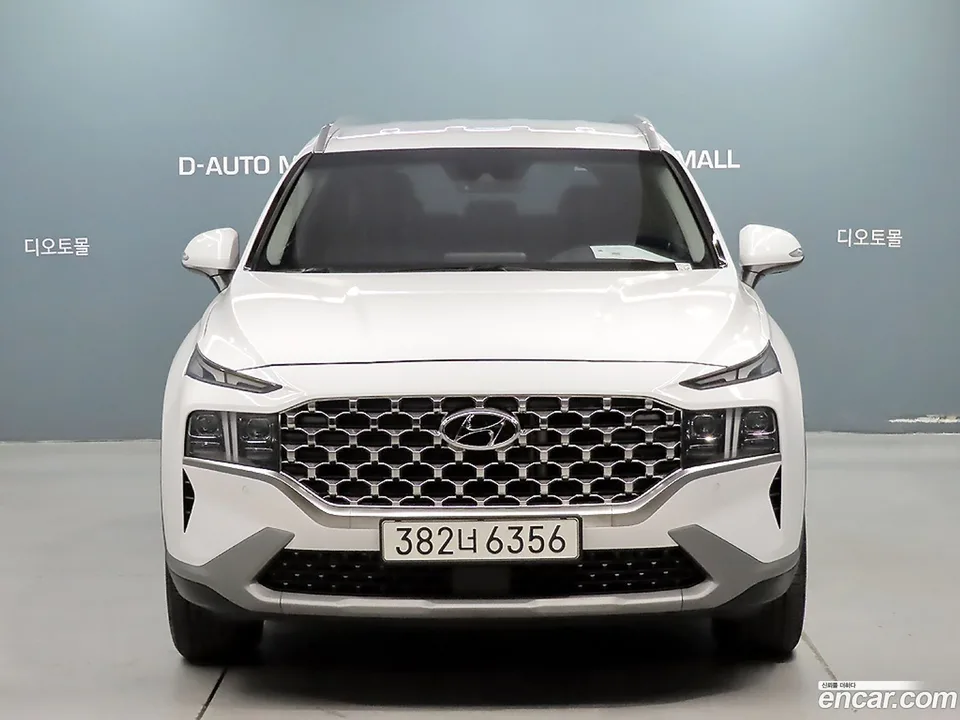 Hyundai SantaFe 2.2 2WD 2022 — миниатюра 2
