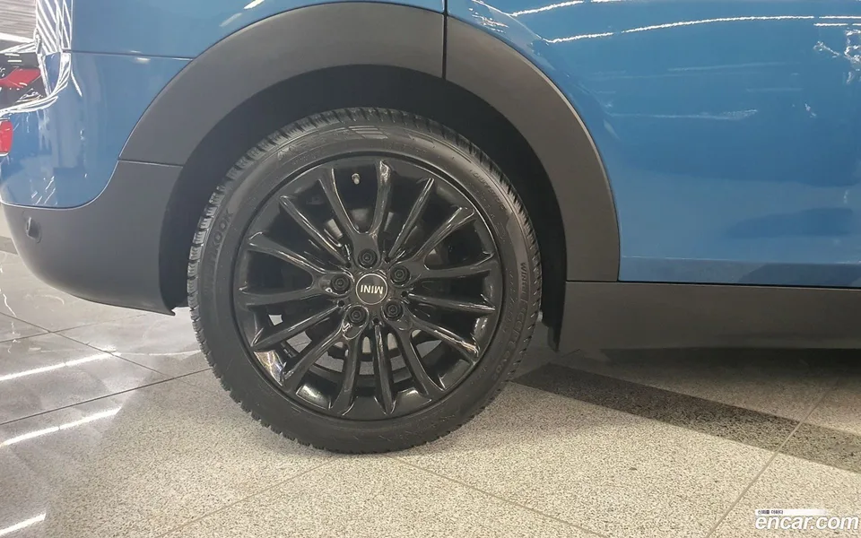 MINI Cooper D Clubman 2022 — миниатюра 5
