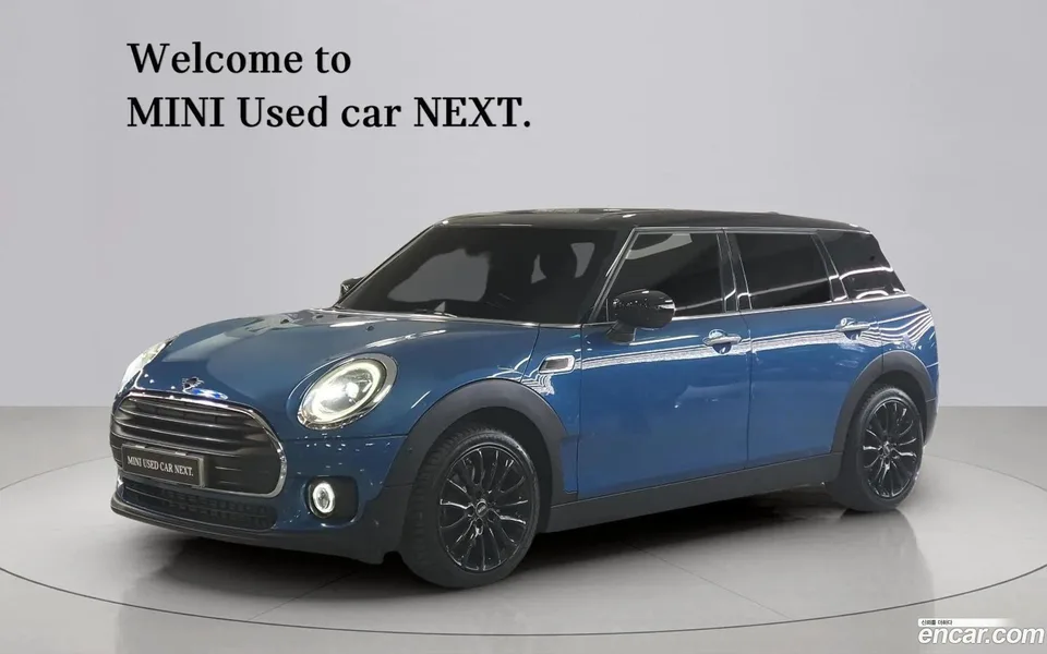 MINI Cooper D Clubman 2022 — фото 1, купить с доставкой в Москву