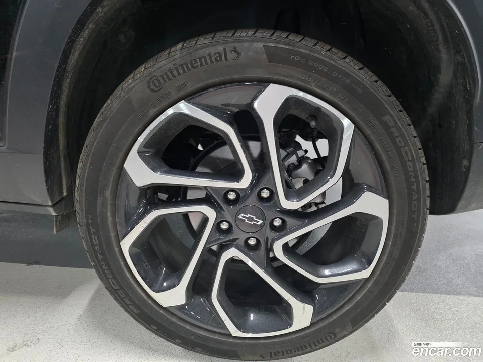 Chevrolet Trax Crossover 1.2 RS 2023 — миниатюра 2