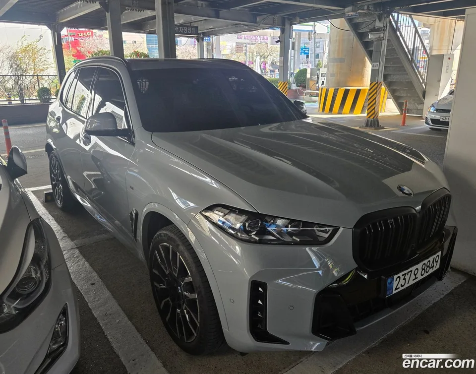 BMW X5 xDrive 30d M 2023 — миниатюра 3