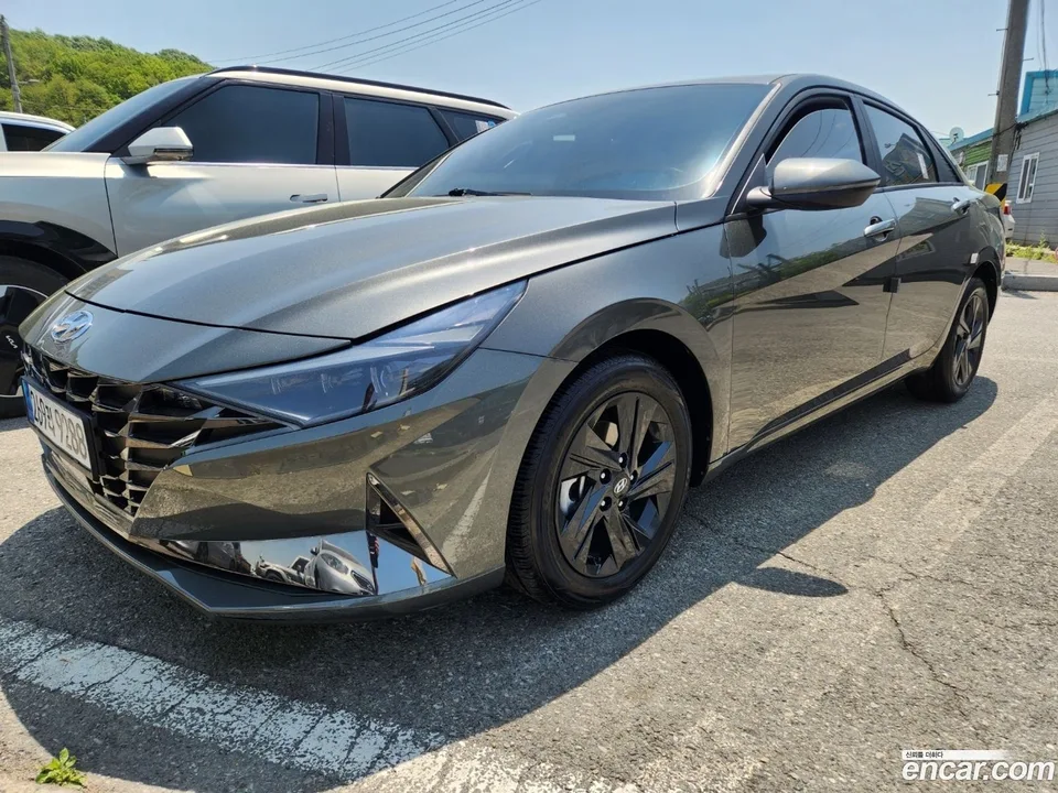 Hyundai Avante 1.6 2023 — фото 1, купить с доставкой в Москву