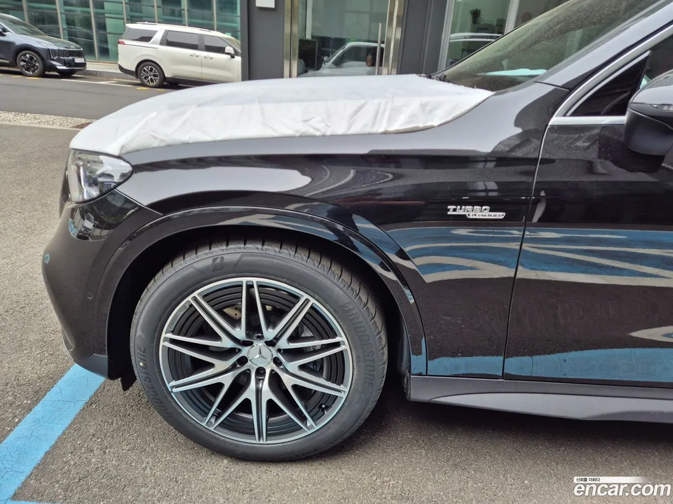 Mercedes-Benz GLC-Class AMG GLC43 4MATIC 2026 — миниатюра 5