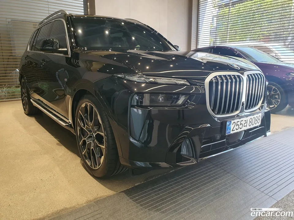 BMW X7 xDrive 40i M 6 2026 — миниатюра 3