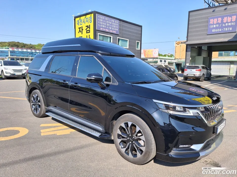 Kia Carnival 7 2023 — миниатюра 2