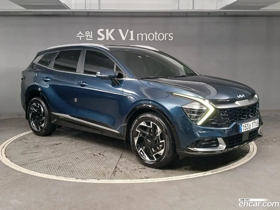 Kia Sportage 1.6 2WD 2023 — миниатюра 2