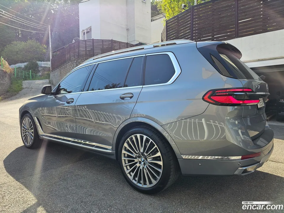 BMW X7 xDrive 40i 6 2025 — миниатюра 4