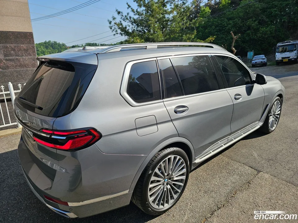 BMW X7 xDrive 40i 6 2025 — миниатюра 5