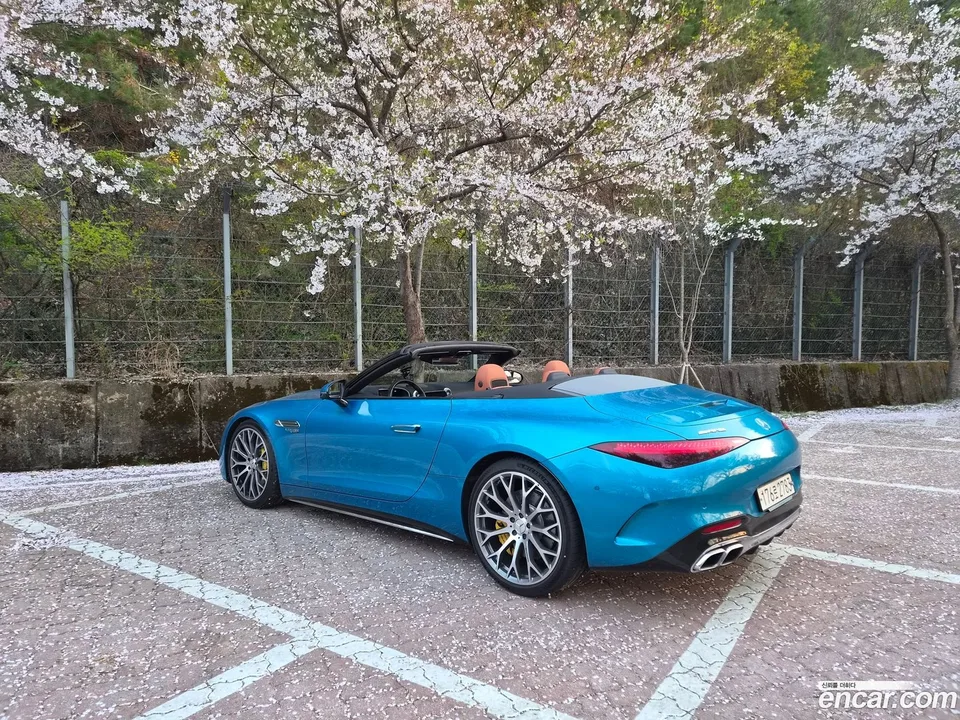 Mercedes-Benz SL-Class AMG SL63 4MATIC+ 2023 — миниатюра 2
