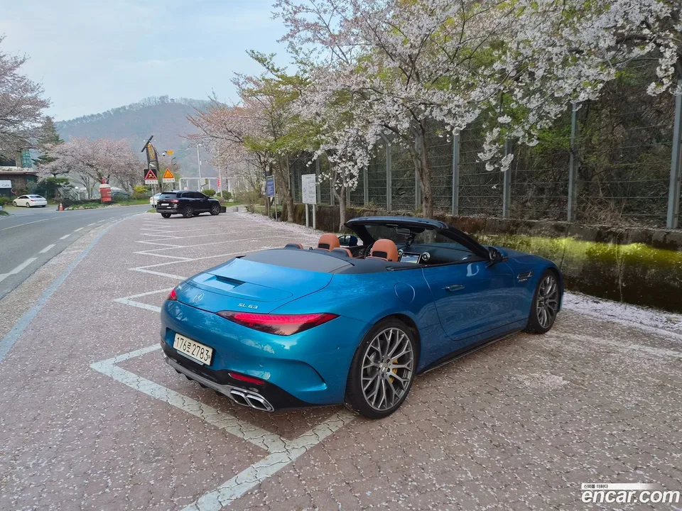 Mercedes-Benz SL-Class AMG SL63 4MATIC+ 2023 — миниатюра 3