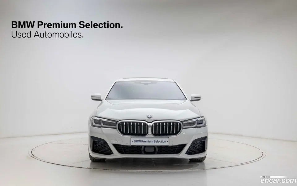 BMW 5 Series 520i M 2022 — миниатюра 4