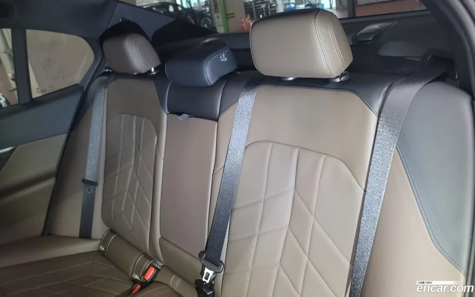 BMW 5 Series 523d M 2025 — миниатюра 2