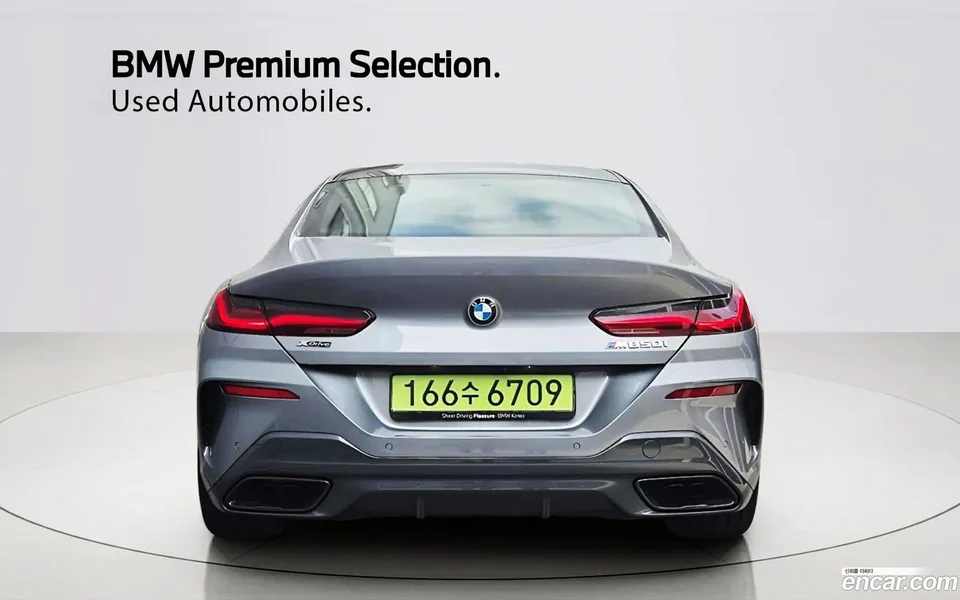 BMW 8 Series M850i xDrive 2025 — миниатюра 3