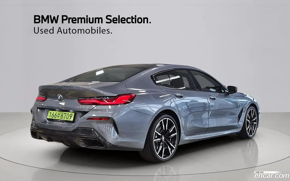 BMW 8 Series M850i xDrive 2025 — миниатюра 4