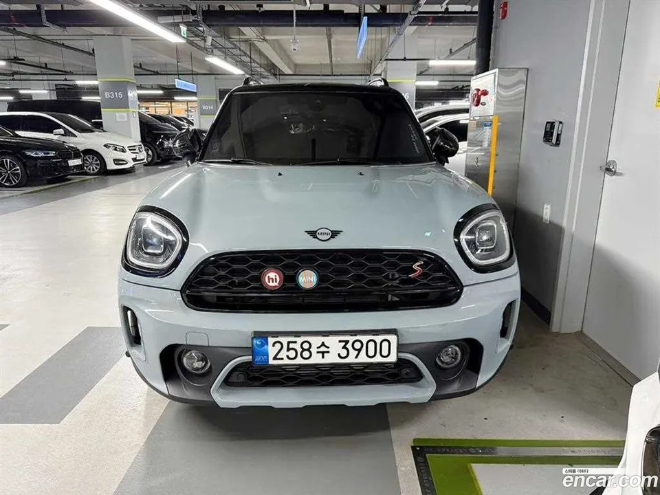 MINI Cooper S Countryman ALL4 2022 — фото 1, купить с доставкой в Москву
