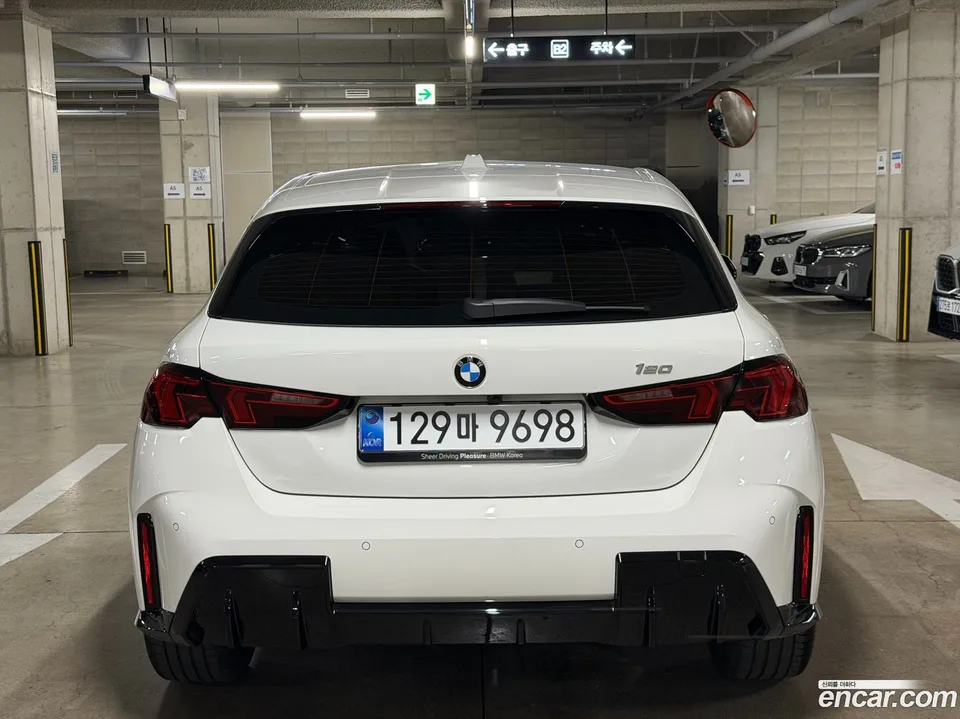 BMW 1 Series 120 M 2025 — миниатюра 4