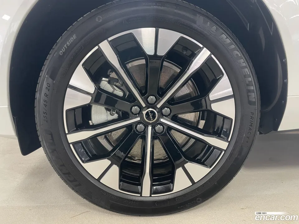 Volvo XC60 B5 2025 — миниатюра 5
