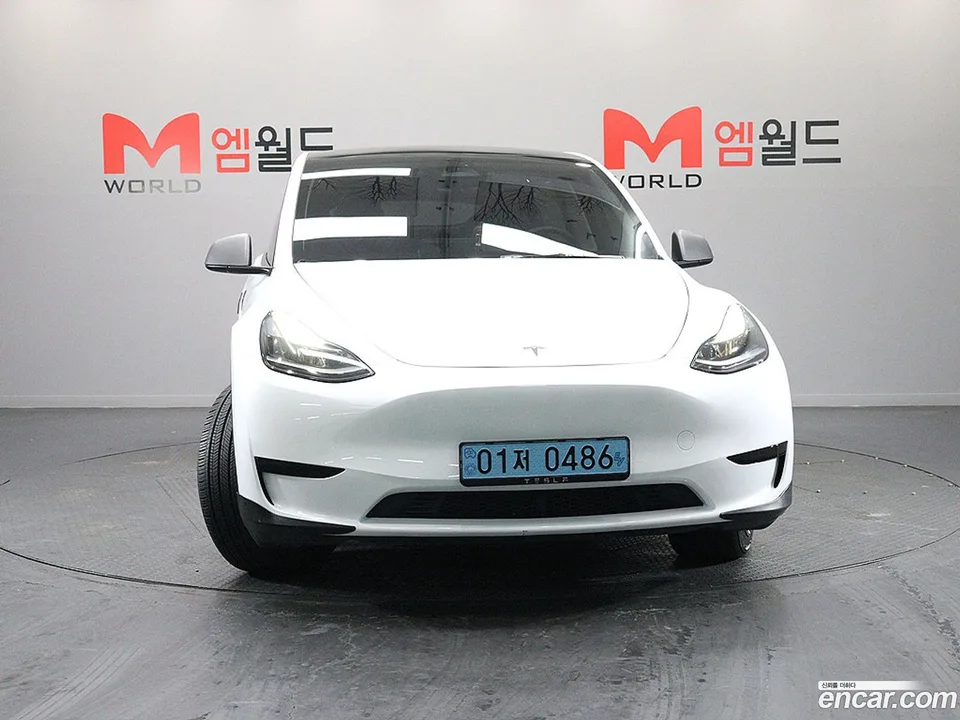Tesla Model Y RWD 2024 — миниатюра 3