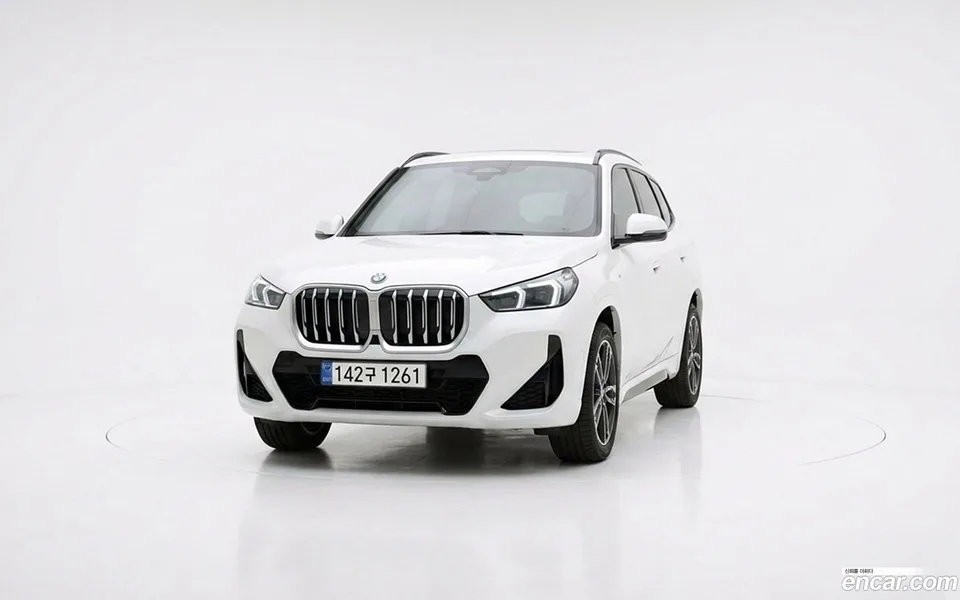 BMW X1 xDrive 20i M 2025 — миниатюра 3