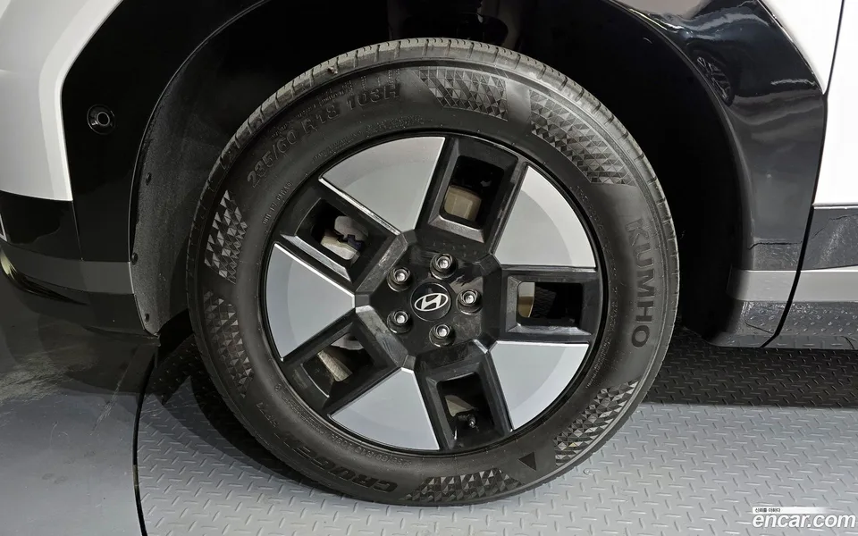 Hyundai SantaFe HEV 1.6 2WD 2024 — миниатюра 2
