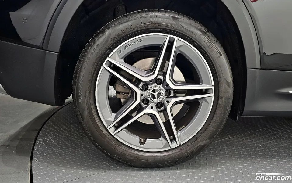 Mercedes-Benz GLB-Class GLB250 4MATIC 2022 — миниатюра 5
