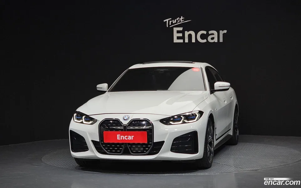BMW i4 eDrive40 M 2023 — миниатюра 3