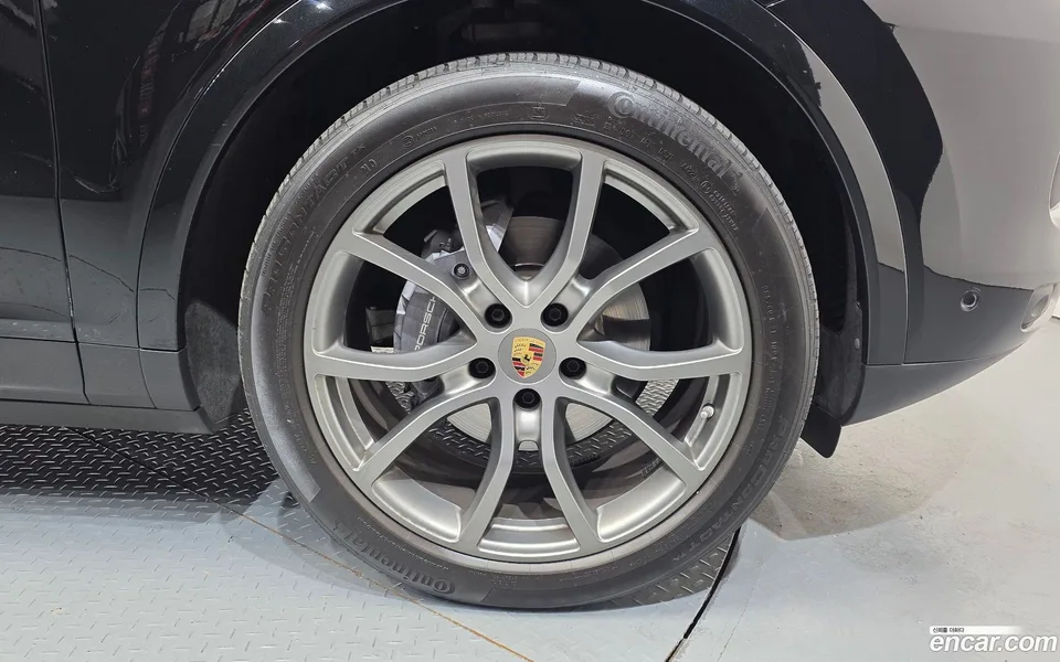 Porsche Cayenne 3.0 2023 — миниатюра 5