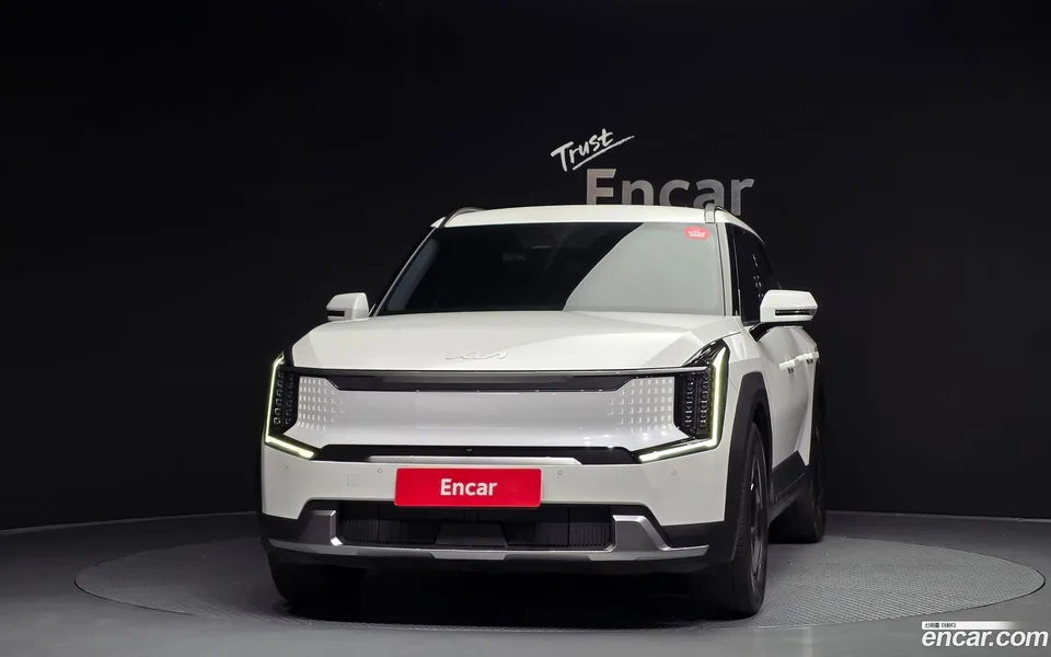 Kia EV9 4WD 2023 — миниатюра 3
